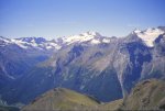 Panorama verso sud
dalle creste di Pila sul
gruppo del Gran Paradiso
(4160 bytes)