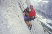 Zyon e JB fermi in sosta
su Cavallo Pazzo
(36898 bytes - foto Enea)